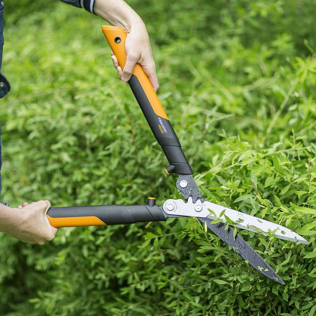 Fiskars PowerGearX sövénynyíró HSX92