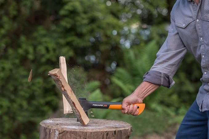 Fiskars X7 fejsze